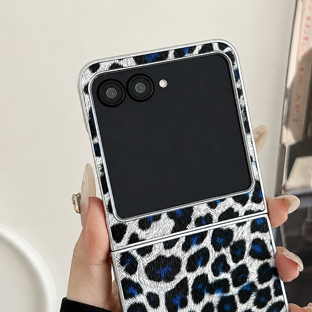 حافظة هاتف قابلة للطي بطبعة جل - مراجعة Vintage Items وسعره