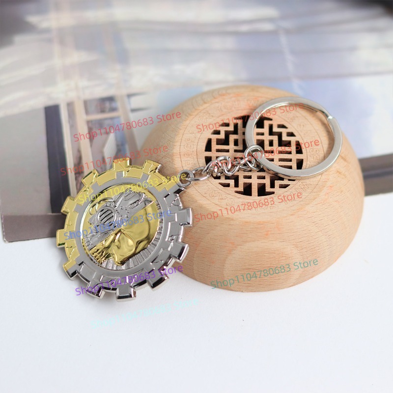 سلسلة مفاتيح أديبتوس ميكانيكس  - مراجعة Vintage Collectible Ornaments وسعره