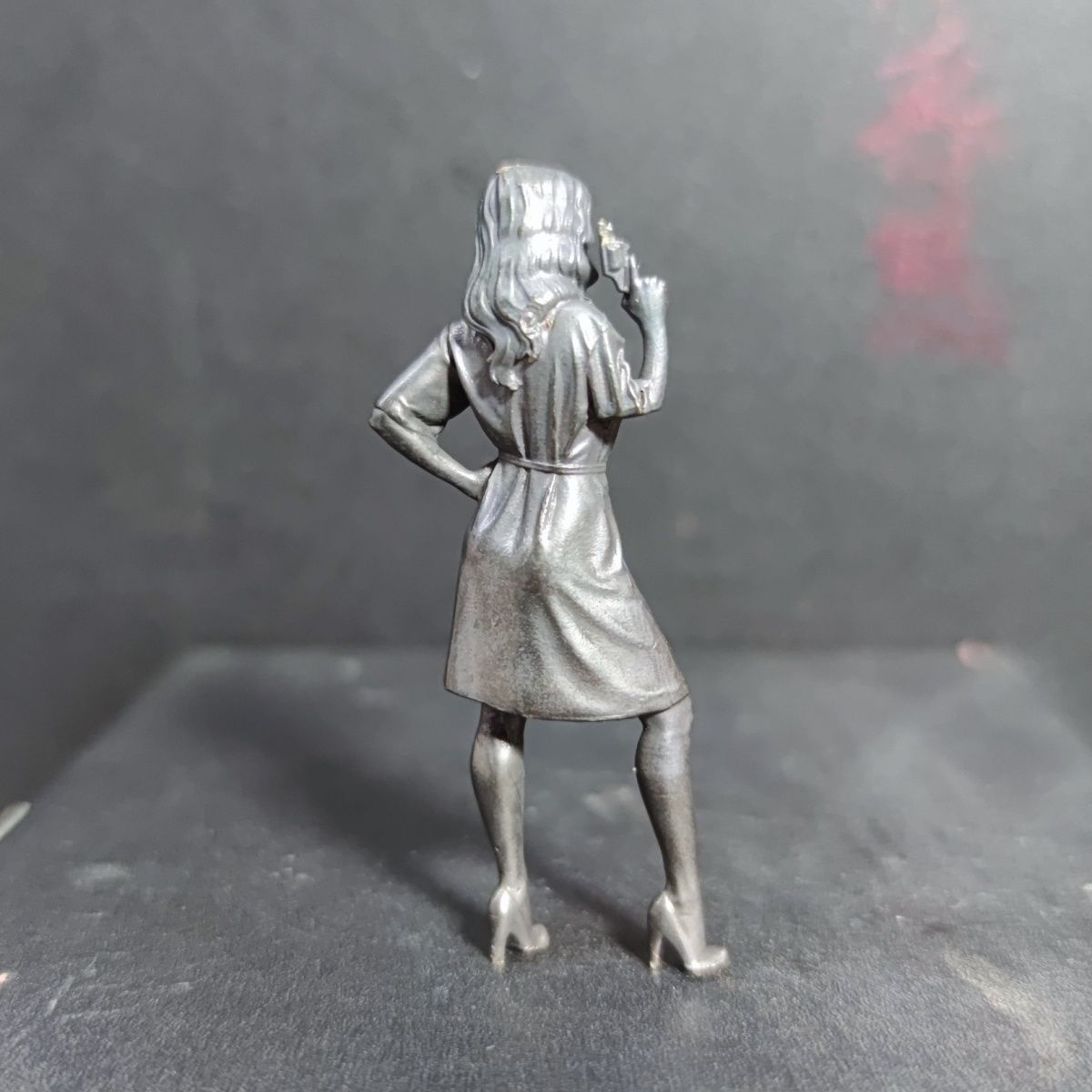 تمثال نحاسي عتيق على طراز نوير - مراجعة Vintage Collectible Ornaments وسعره