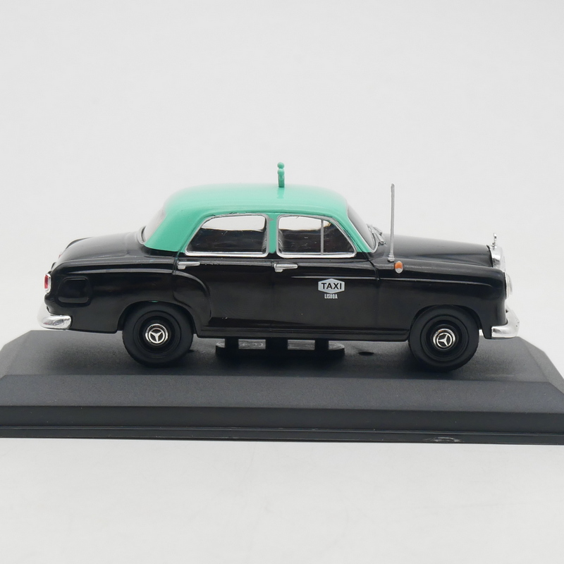 نموذج سيارة IXO بمقياس 1:43 من - مراجعة Vintage Collectible Model Cars وسعره